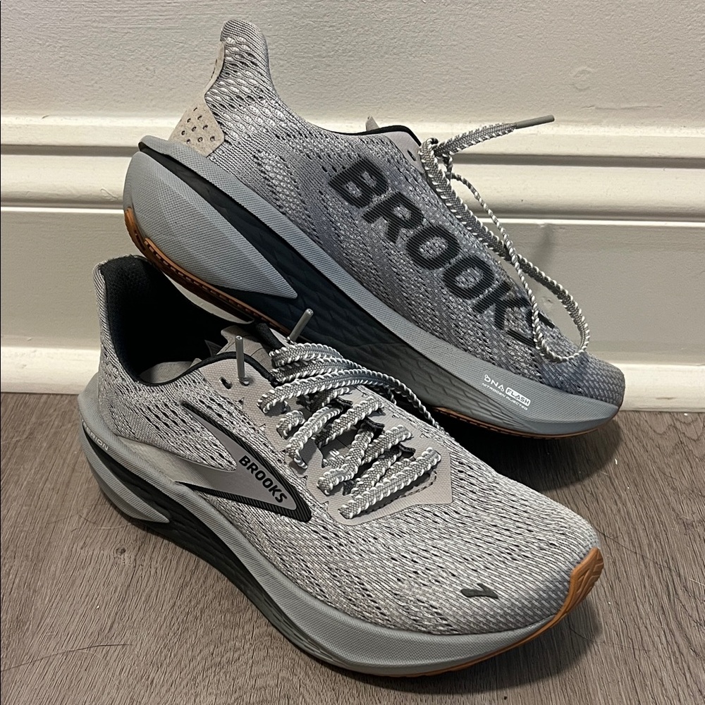 Brooks Hyperion 2